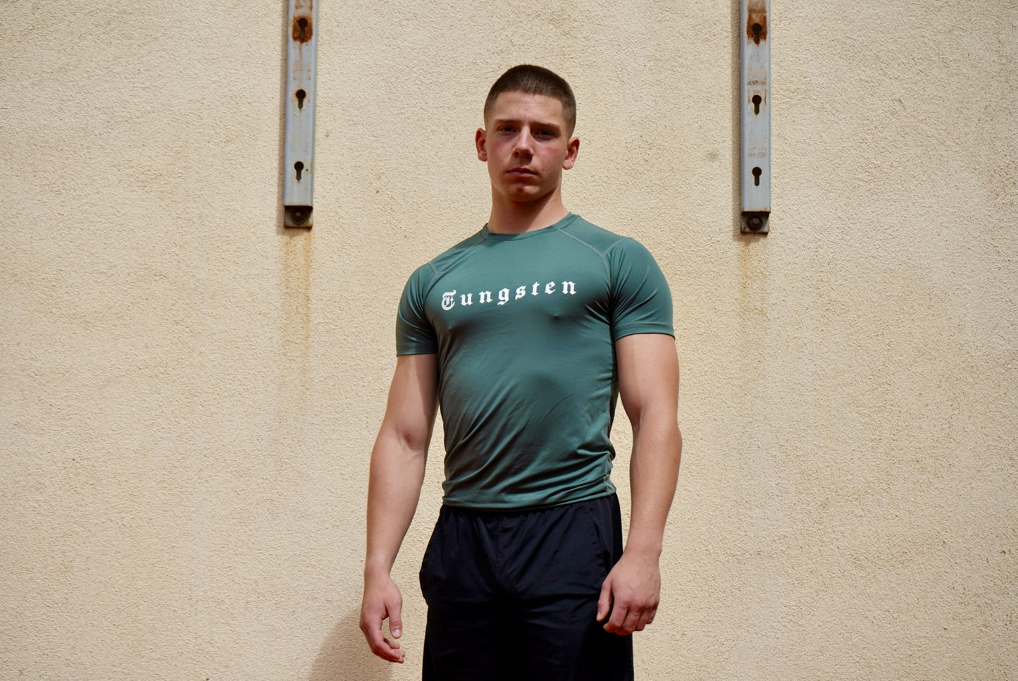 002) Body-sculpt Compression